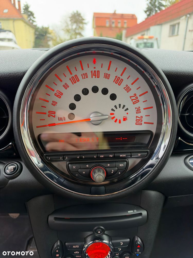 MINI Clubman Cooper D - 19