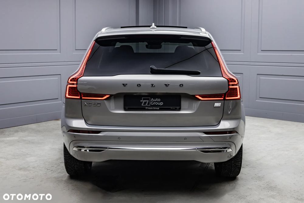 Volvo XC 60 T6 Plug-In Hybrid AWD Plus Bright - 8