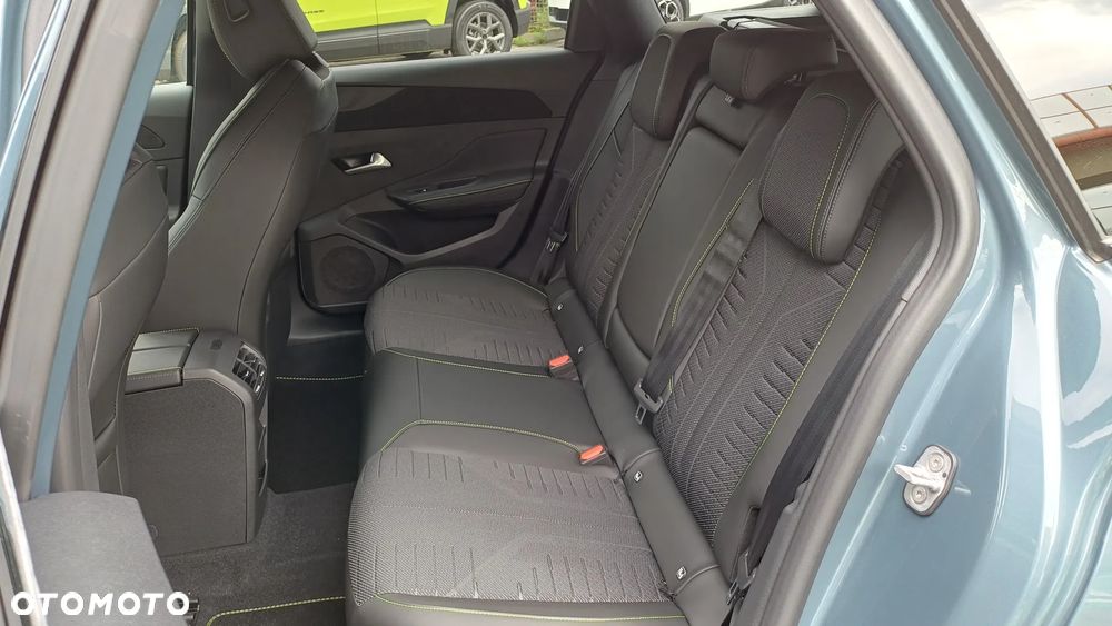 Peugeot 308 1.6 Hybrid PHEV GT E-DCS7 - 17
