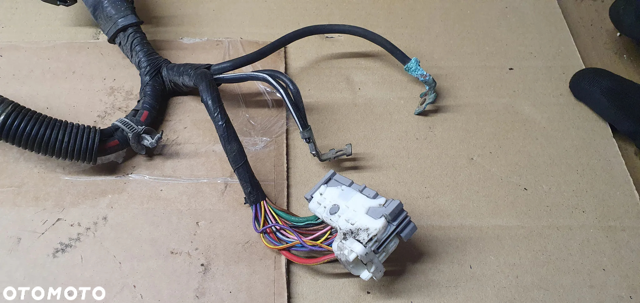 Instalacja klema plusowa wiązka kable Mazda 6 II - 2
