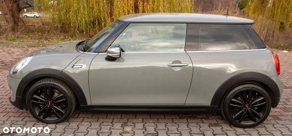 MINI ONE Standard - 8