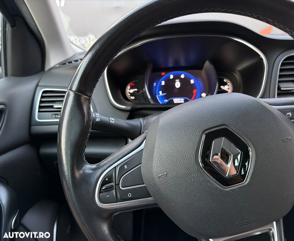 Renault Megane TCe 140 GPF BOSE EDITION - 14