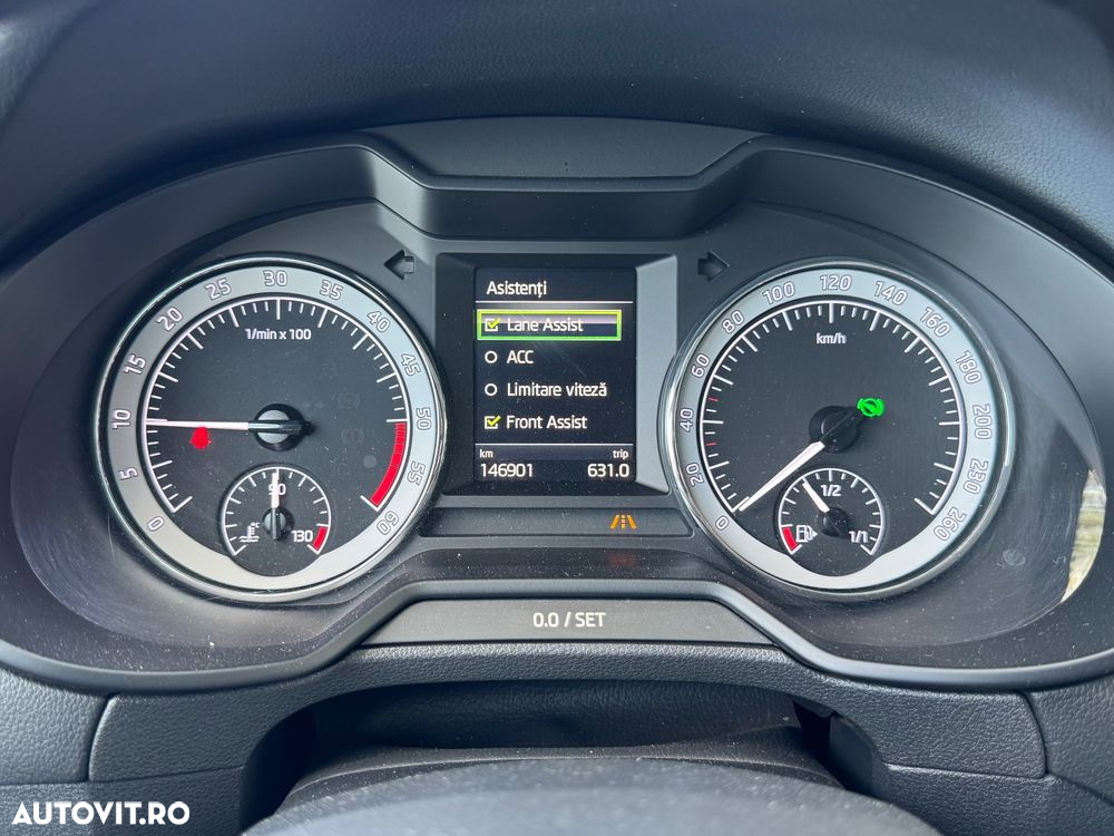 Skoda Octavia 2.0 TDI 150 CP DSG Sportline - 11