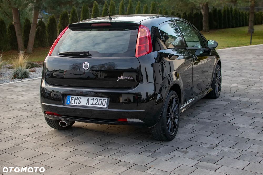 Fiat Grande Punto - 33