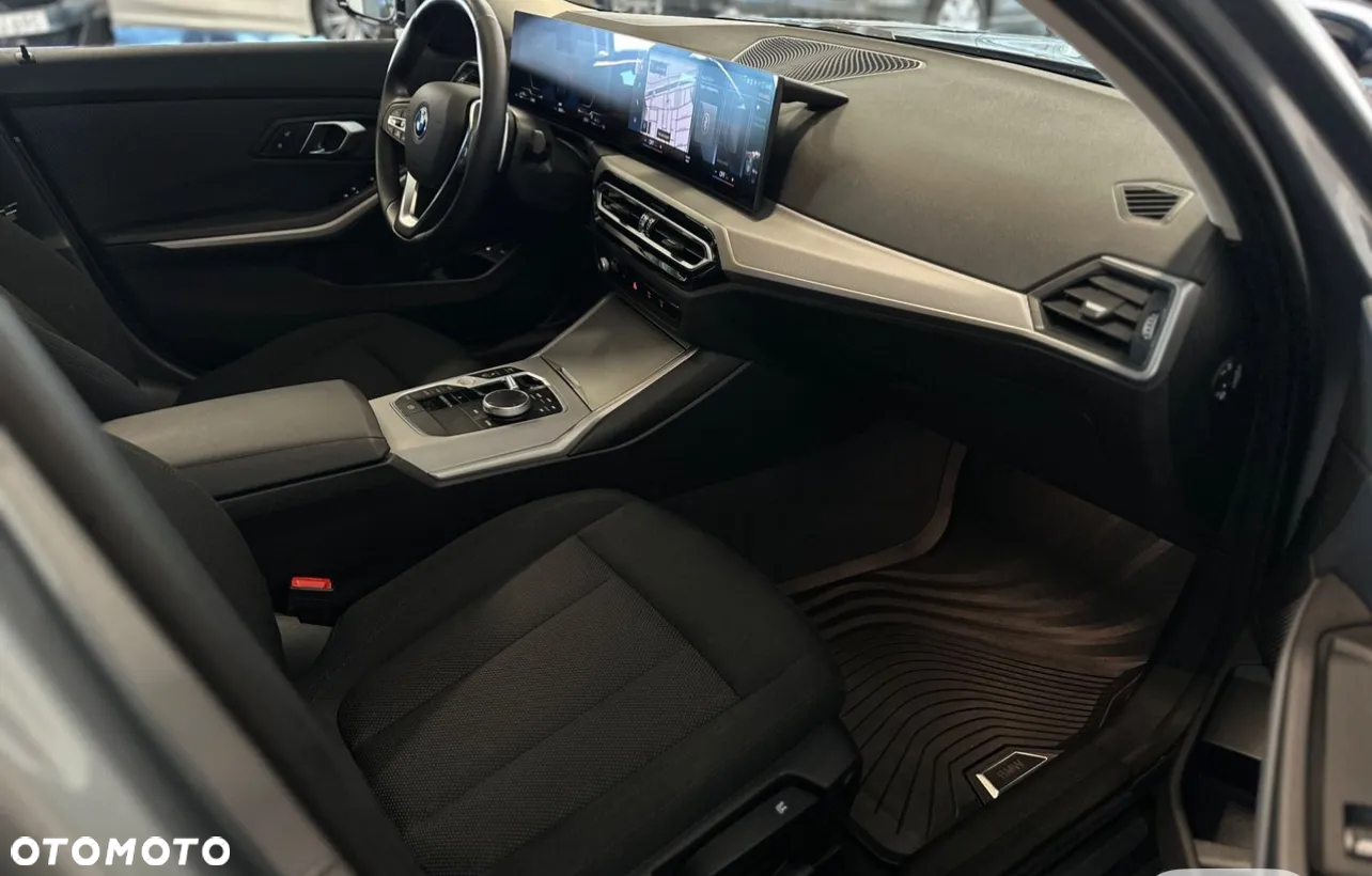 BMW Seria 3 ver-330e-sport-line - 9