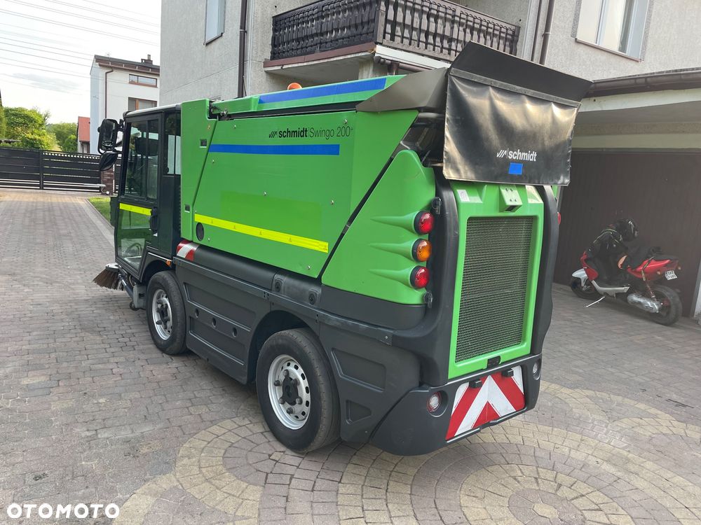 Schmidt Swingo Compact CS 256   200 + Zamiatarka drogowa  zamiatarka chodnikowa uliczna  Swingo 200 +    Super stan 2019 rok - 12