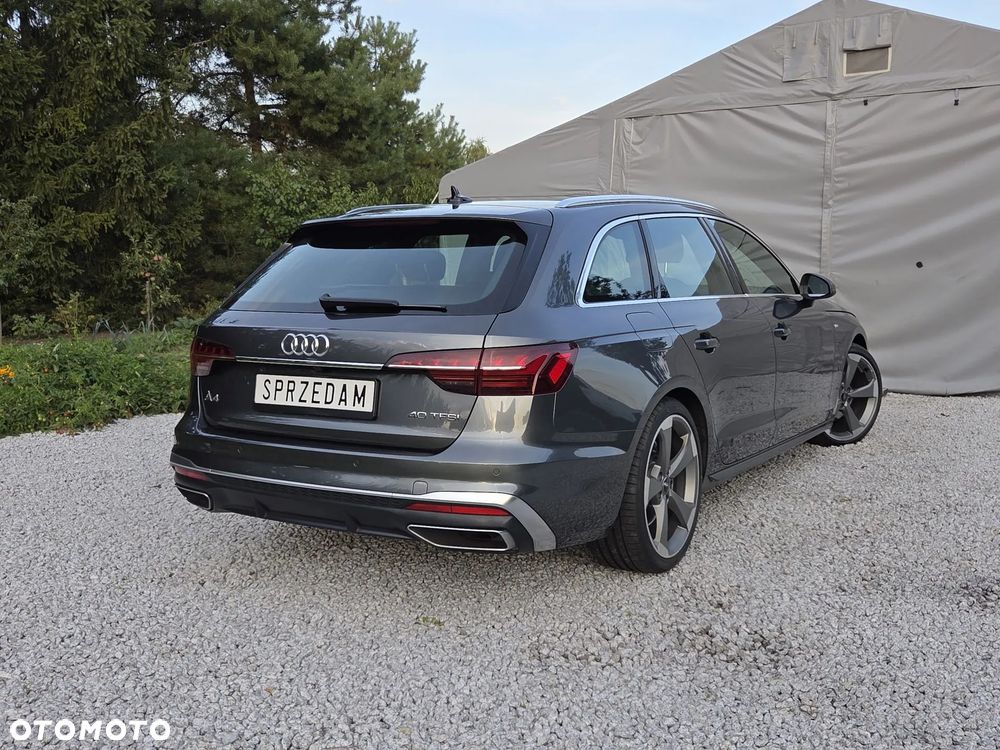 Audi A4 Avant 40 TFSI S tronic S line - 4