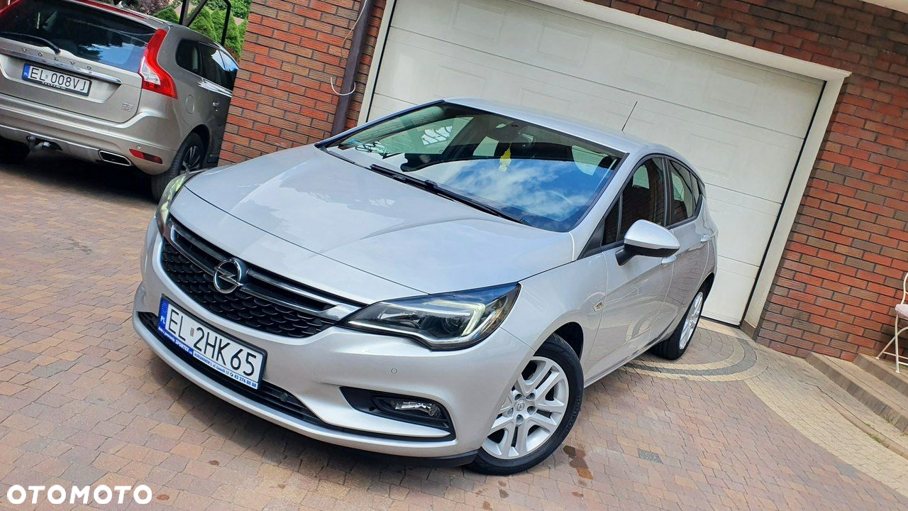 Opel Astra - 4