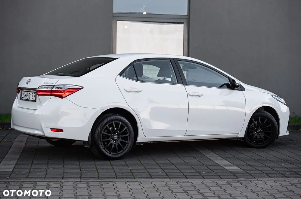 Toyota Corolla 1.4 D-4D Premium - 14