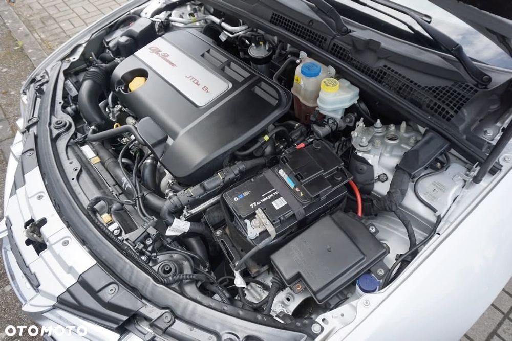 Alfa Romeo 159 1.9JTDM Impression - 12