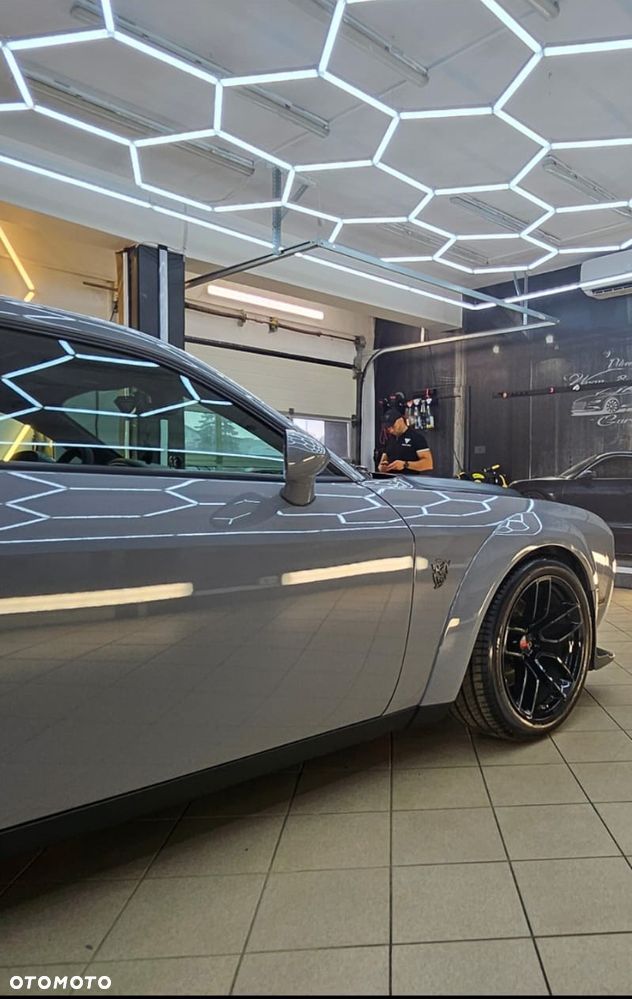 Dodge Challenger 6.2 Redeye Widebody - 10