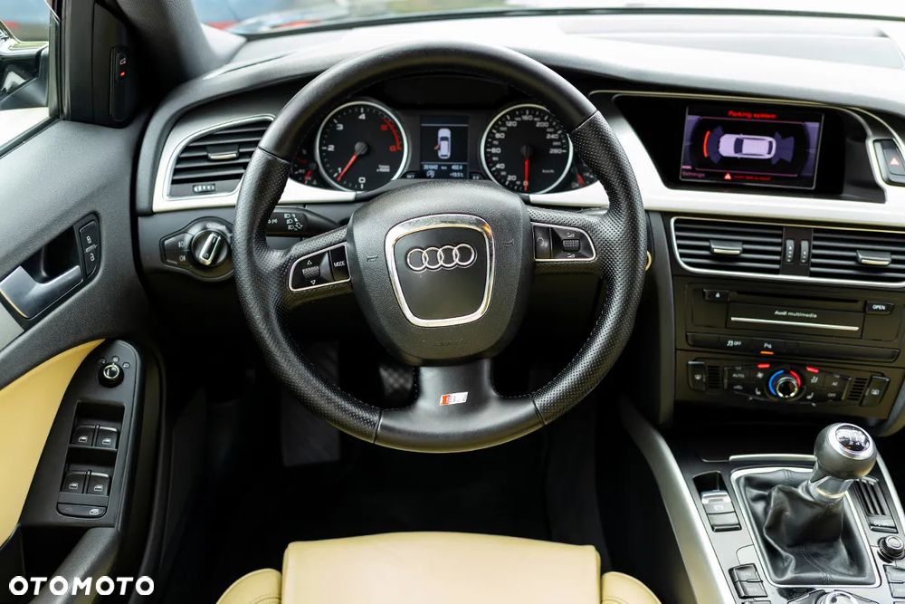 Audi A4 Avant 2.0 TDI DPF S line Sportpaket (plus) - 32
