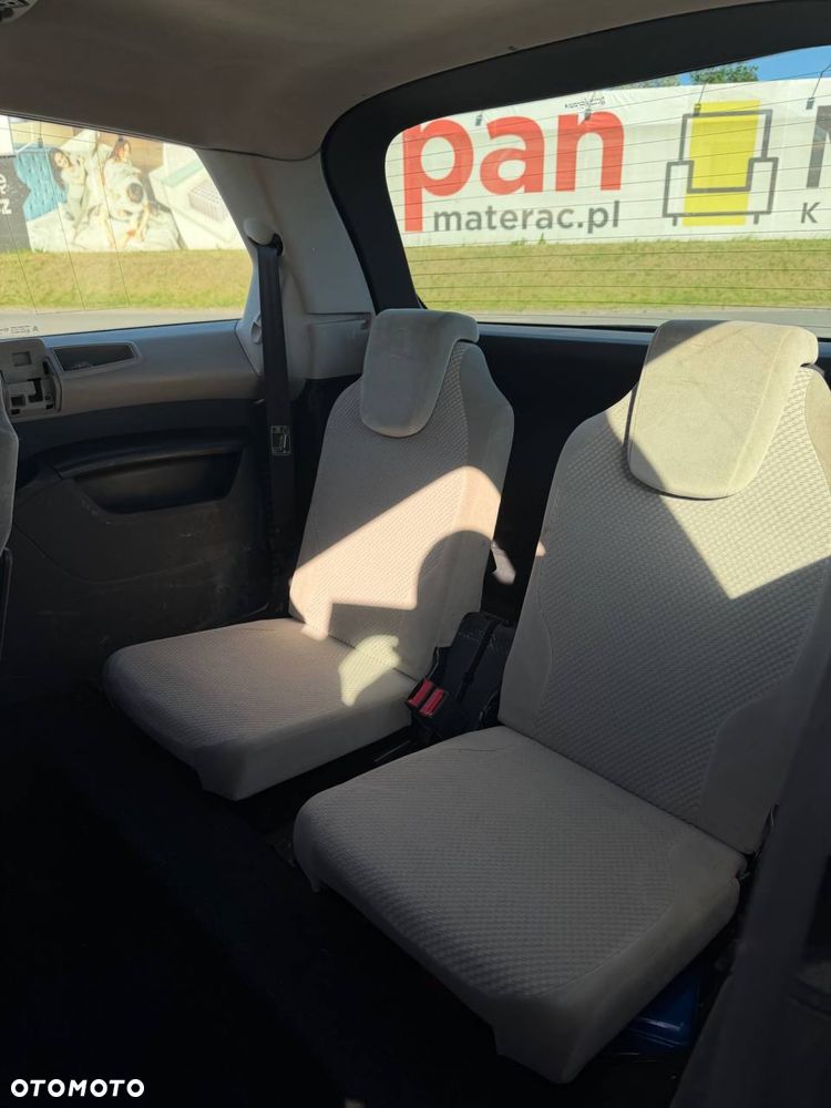 Citroën C4 Grand Picasso - 8
