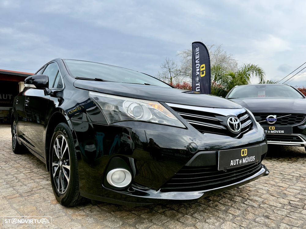 Toyota Avensis SW 2.0 D-4D Exclusive +Navi - 29