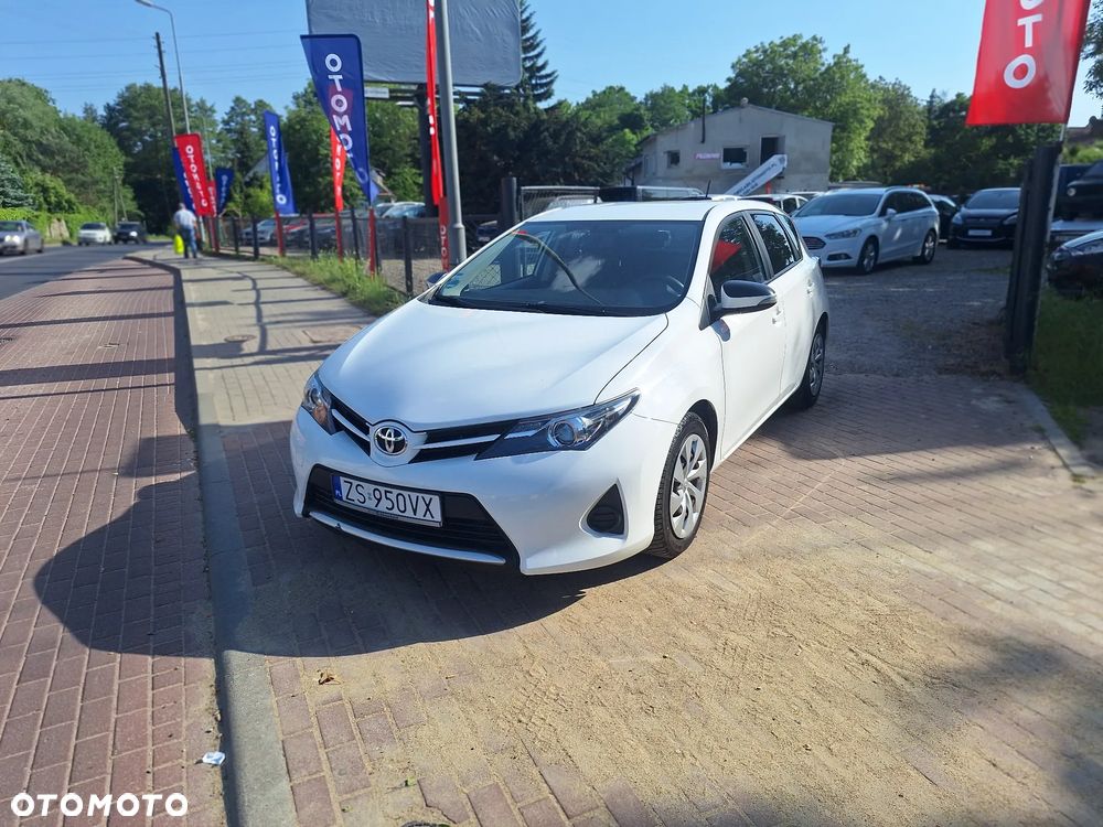 Toyota Auris 1.33 Dual-VVT-i - 3