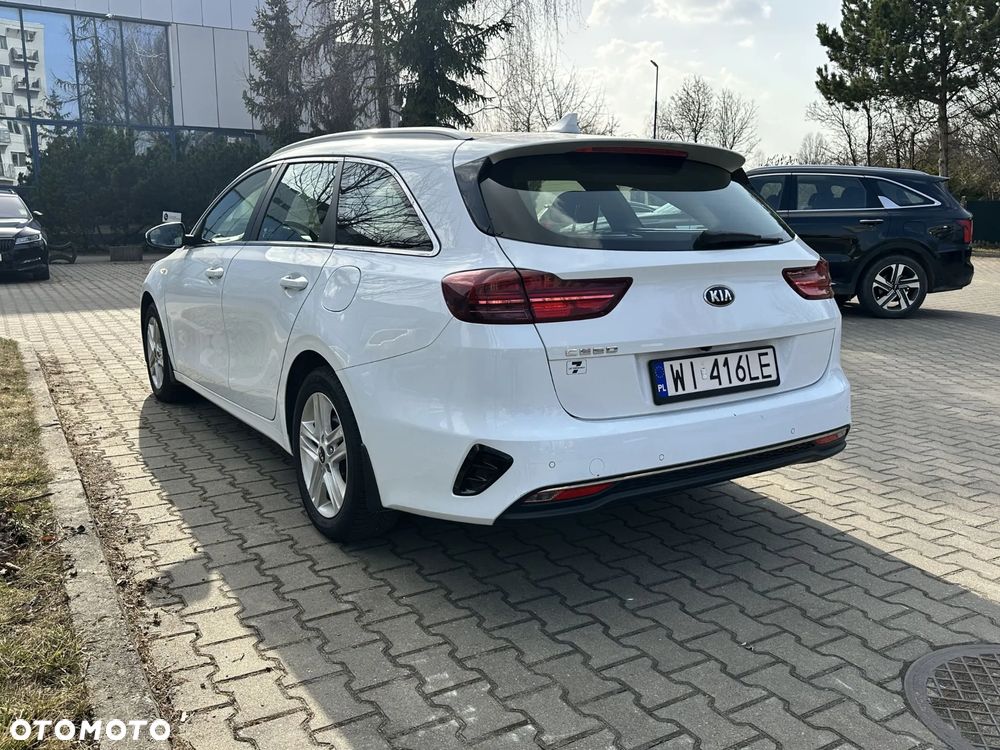 Kia Ceed - 5