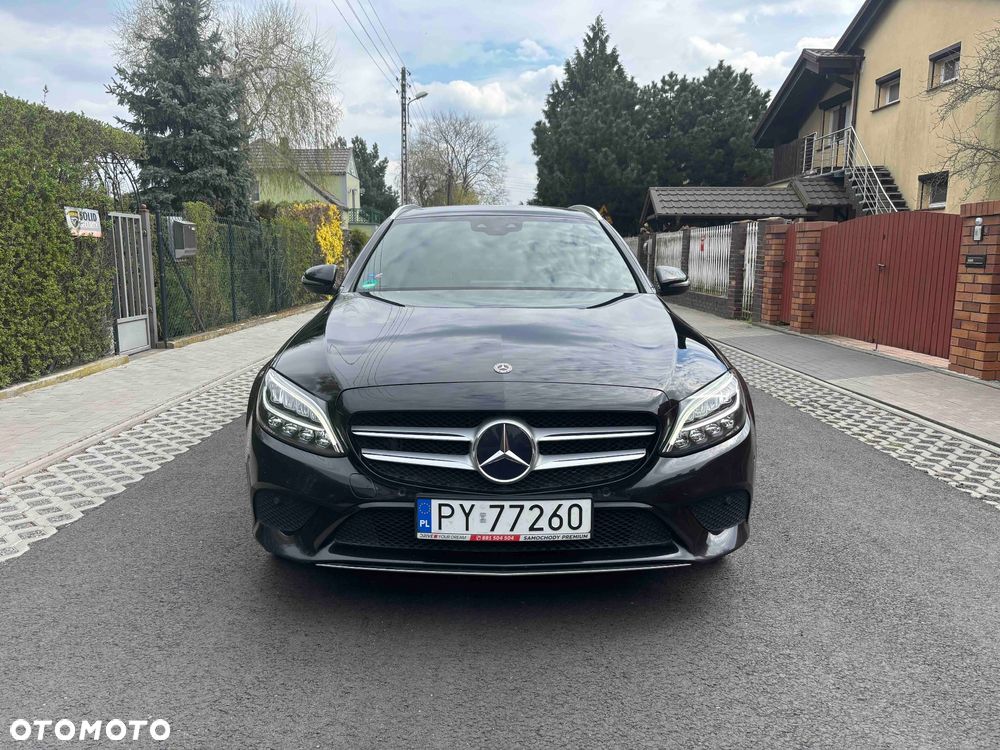 Mercedes-Benz Klasa C 220 d 4Matic 9G-TRONIC Avantgarde - 4