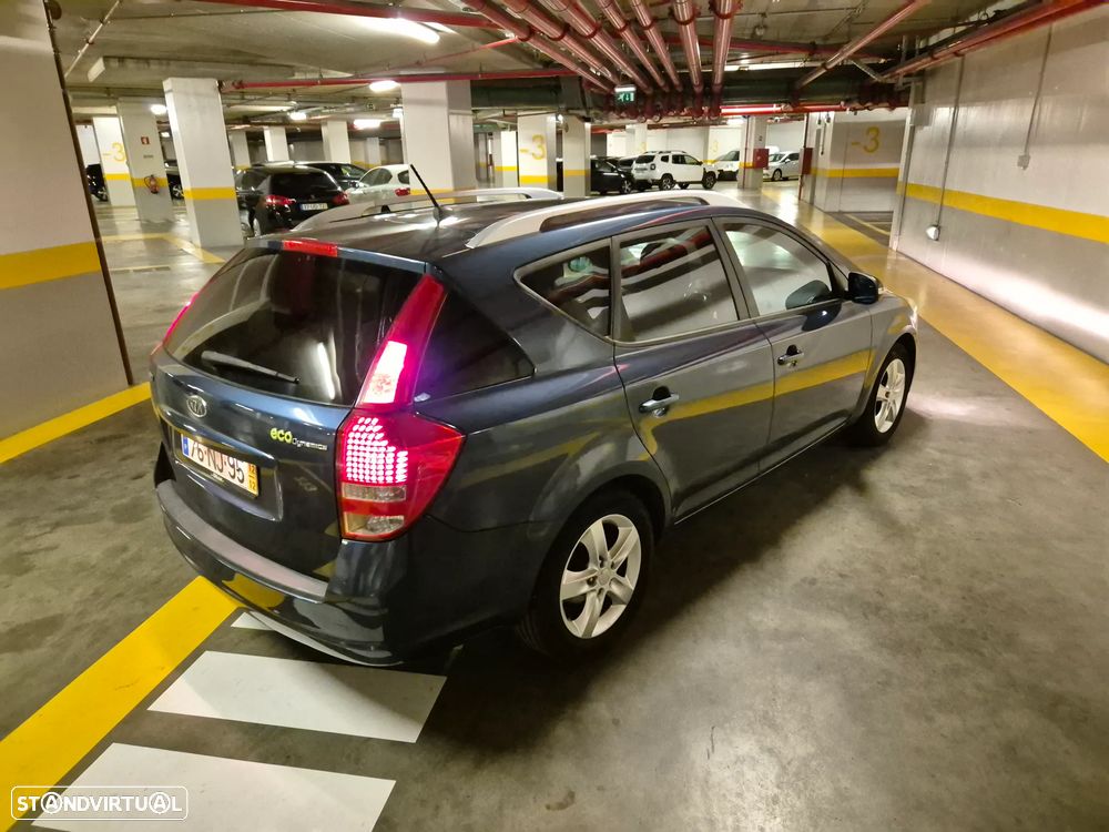 Kia Ceed SW 1.4 CVVT LX ISG - 14
