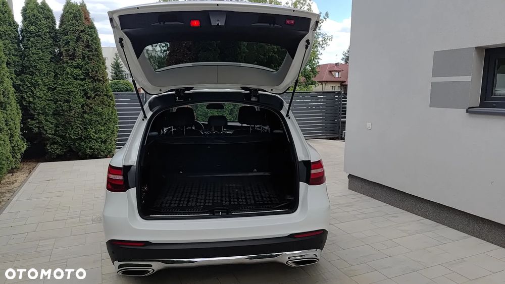 Mercedes-Benz GLC - 19