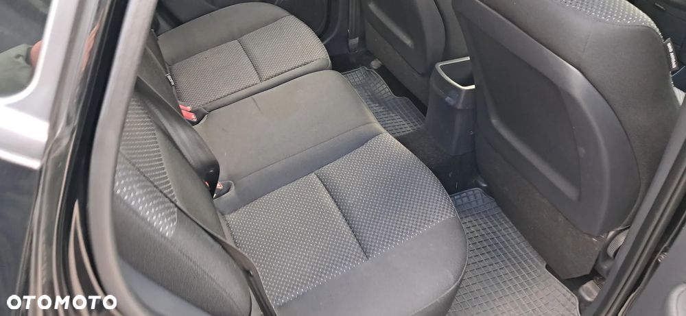 Hyundai i30 1.4 FIFA WM Edition - 15