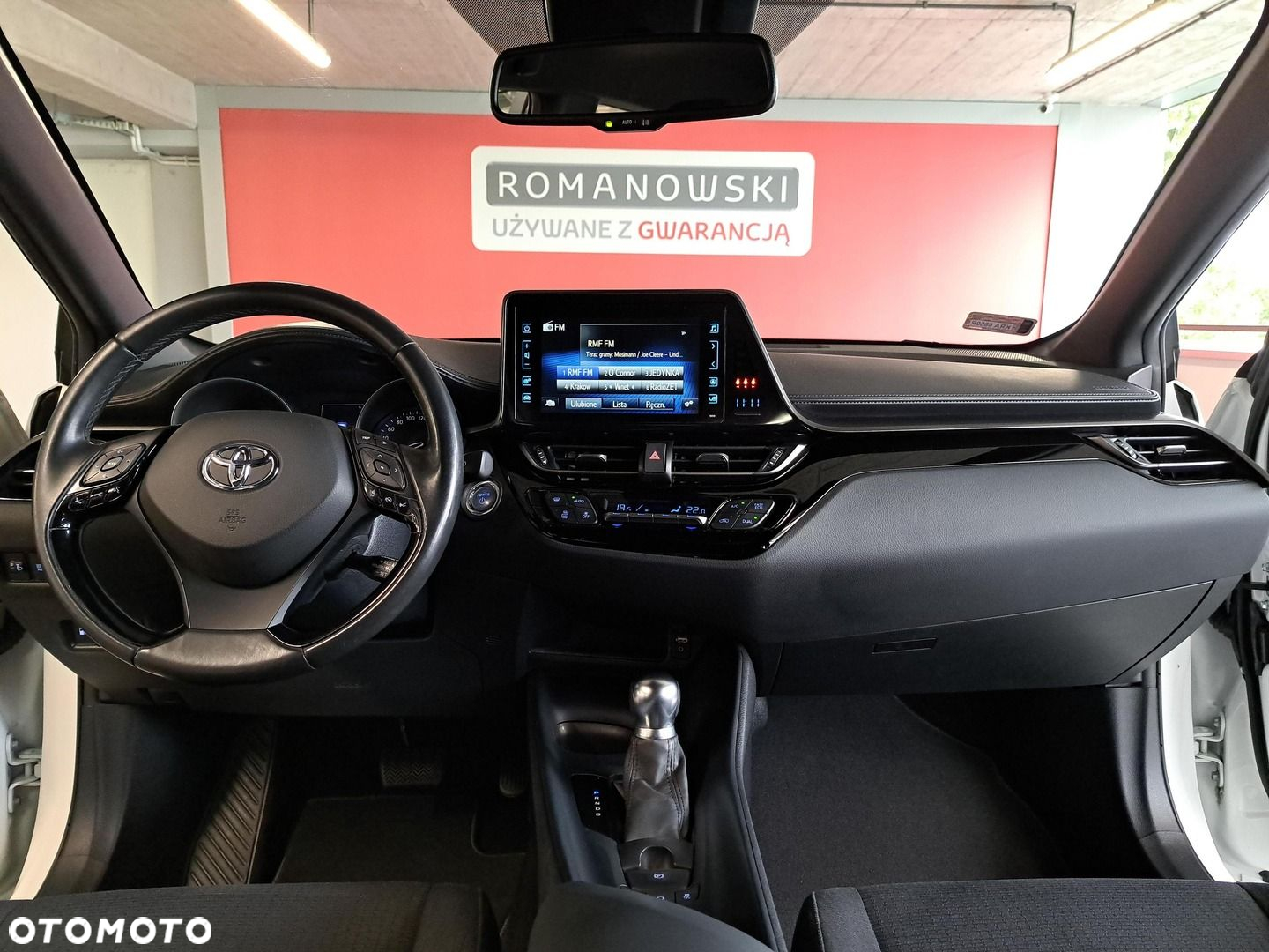 Toyota C-HR 1.8 Hybrid Premium - 18