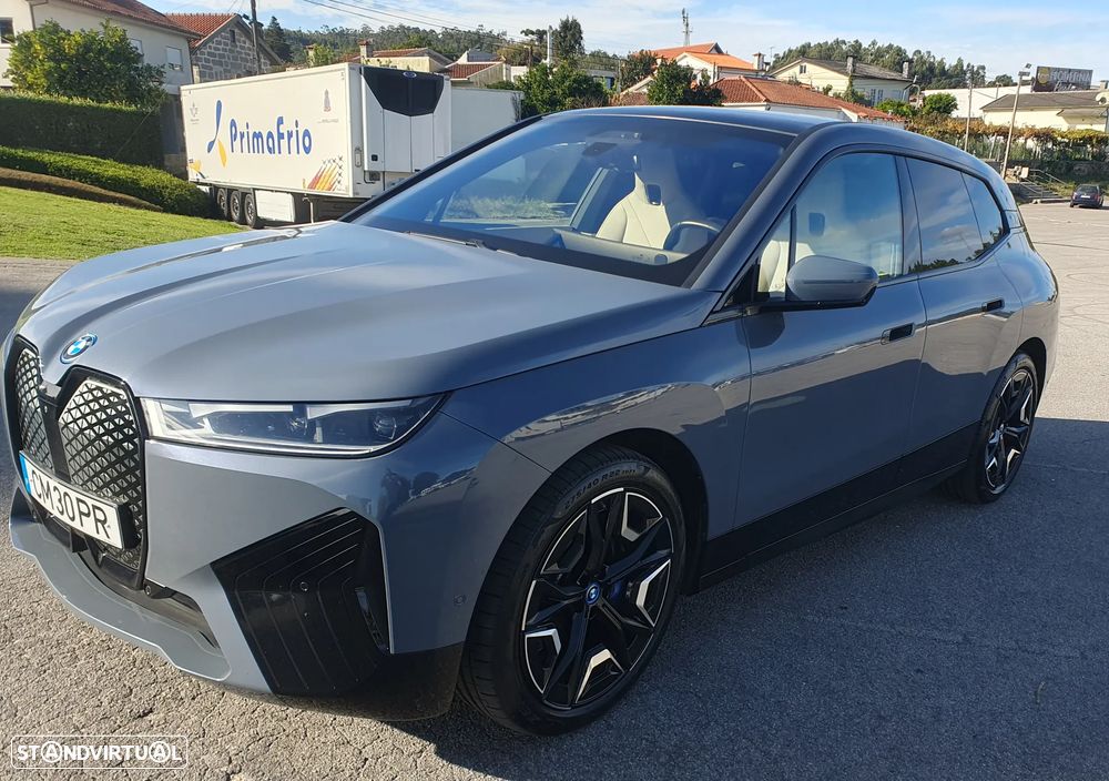 BMW iX xDrive 50 Pack Desportivo - 5