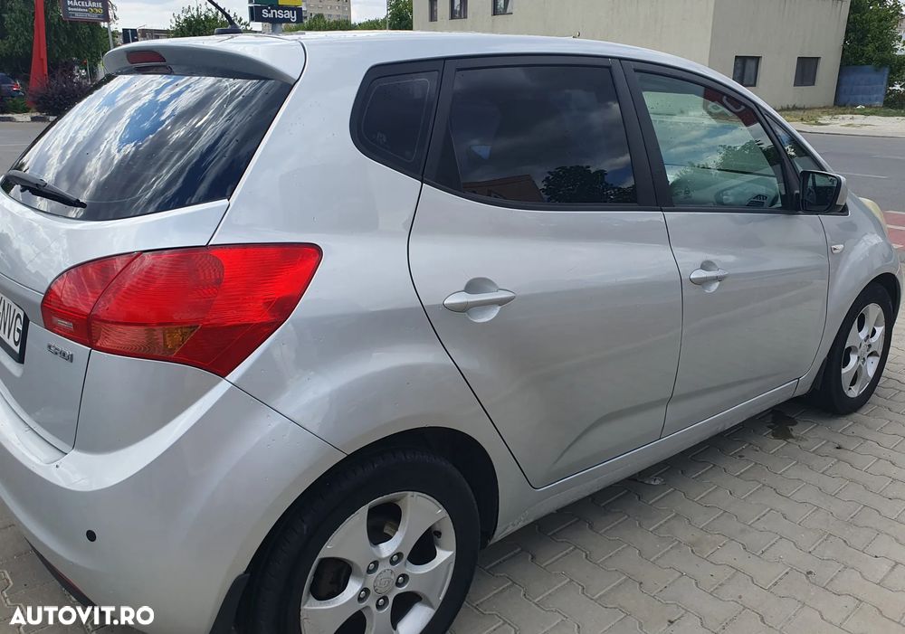 Kia Venga - 2
