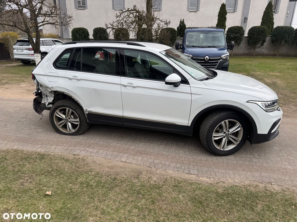 Volkswagen Tiguan 2.0 TDI SCR 4MotION DSG Elegance - 10