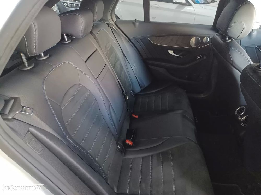 Mercedes-Benz C 300 de AMG Line - 31