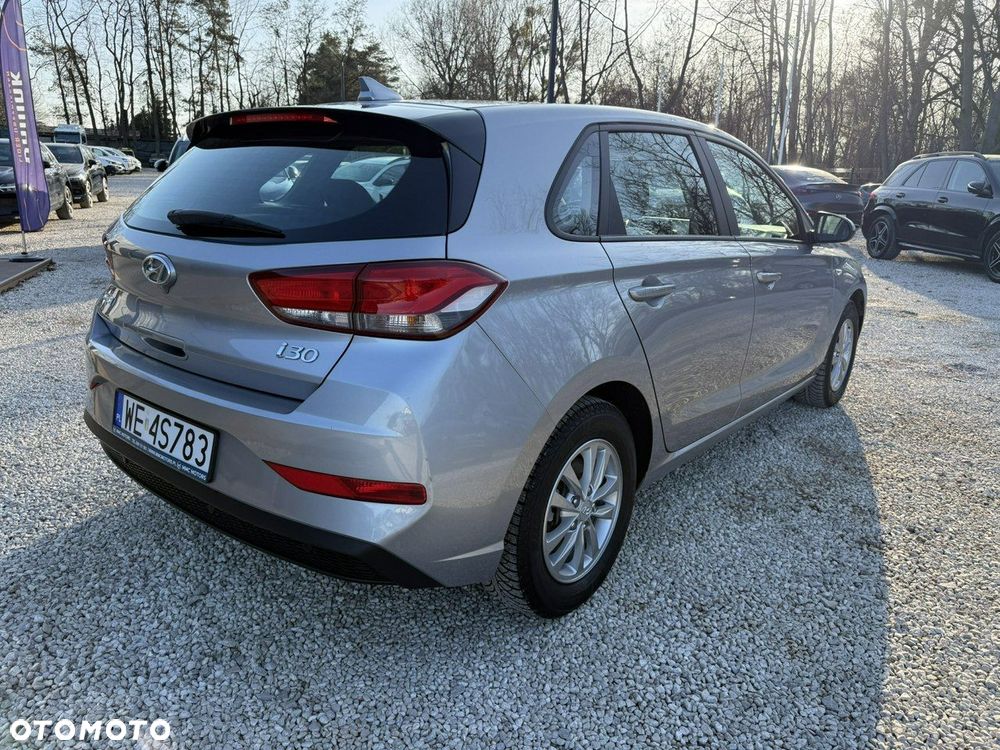 Hyundai i30 1.5 DPI Modern - 23
