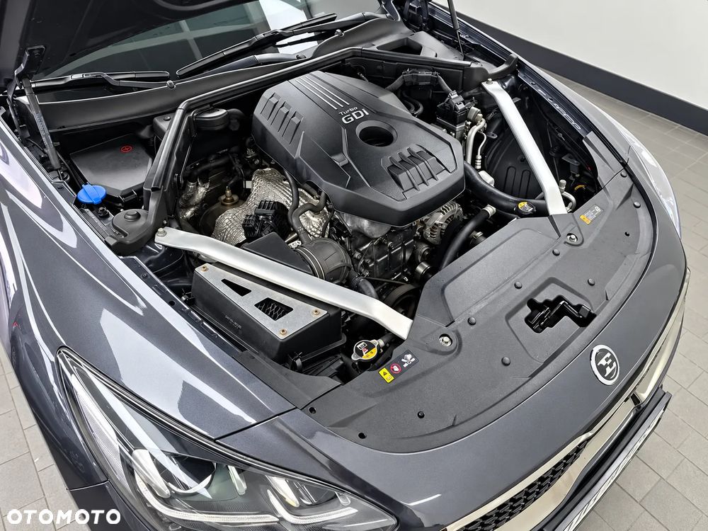 Kia Stinger 2.0 T-GDI GT Line - 18