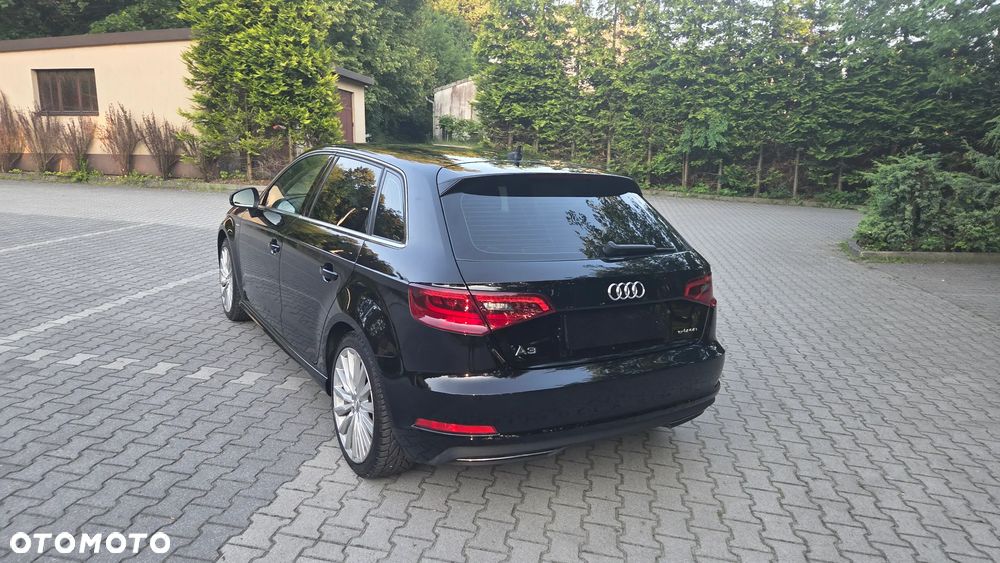 Audi A3 Sportback - 16