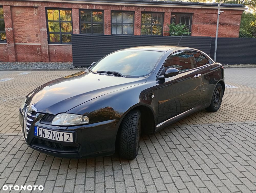 Alfa Romeo GT 1.9JTD 16V Progression - 1