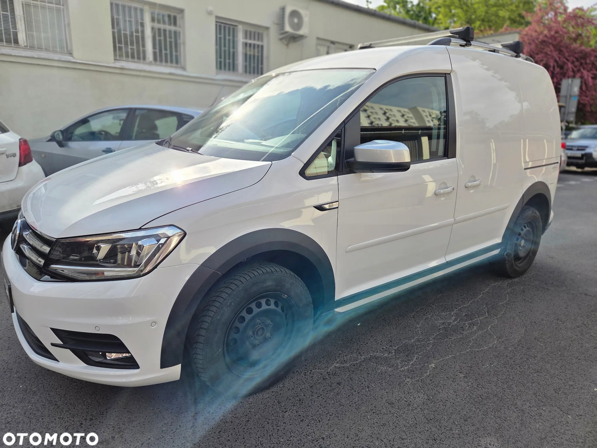 Volkswagen Caddy 2.0 TDI Alltrack DSG - 3