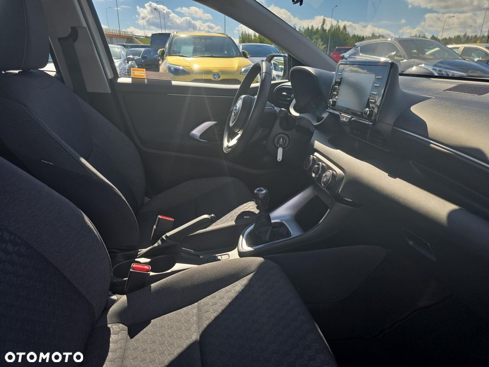 Toyota Yaris - 7