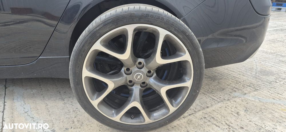Opel Insignia - 18