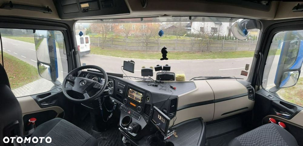 Mercedes-Benz 1845 - 20