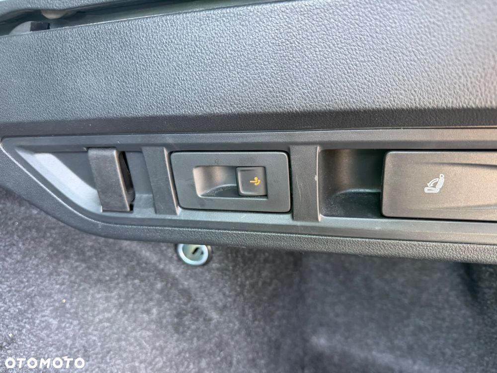 Skoda Octavia 2.0 TDI DSG RS Plus - 30