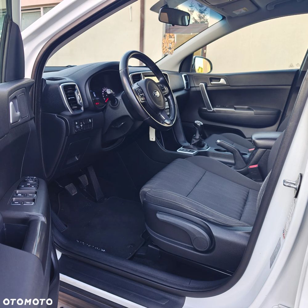 Kia Sportage 1.7 CRDI 2WD Attract - 13