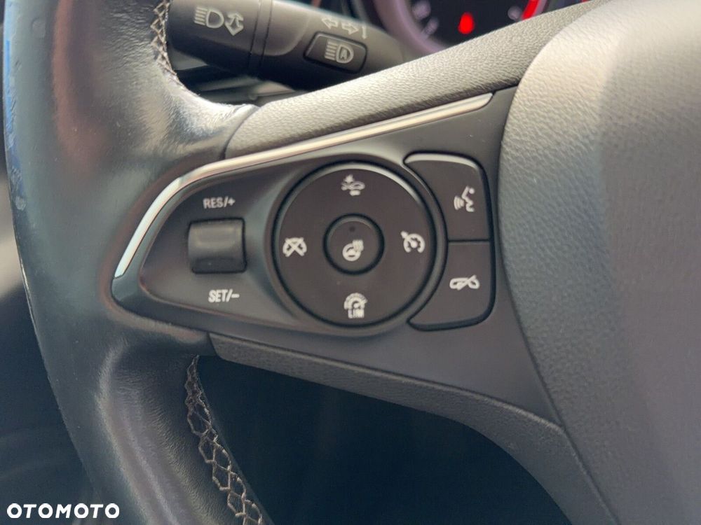 Opel Insignia - 22