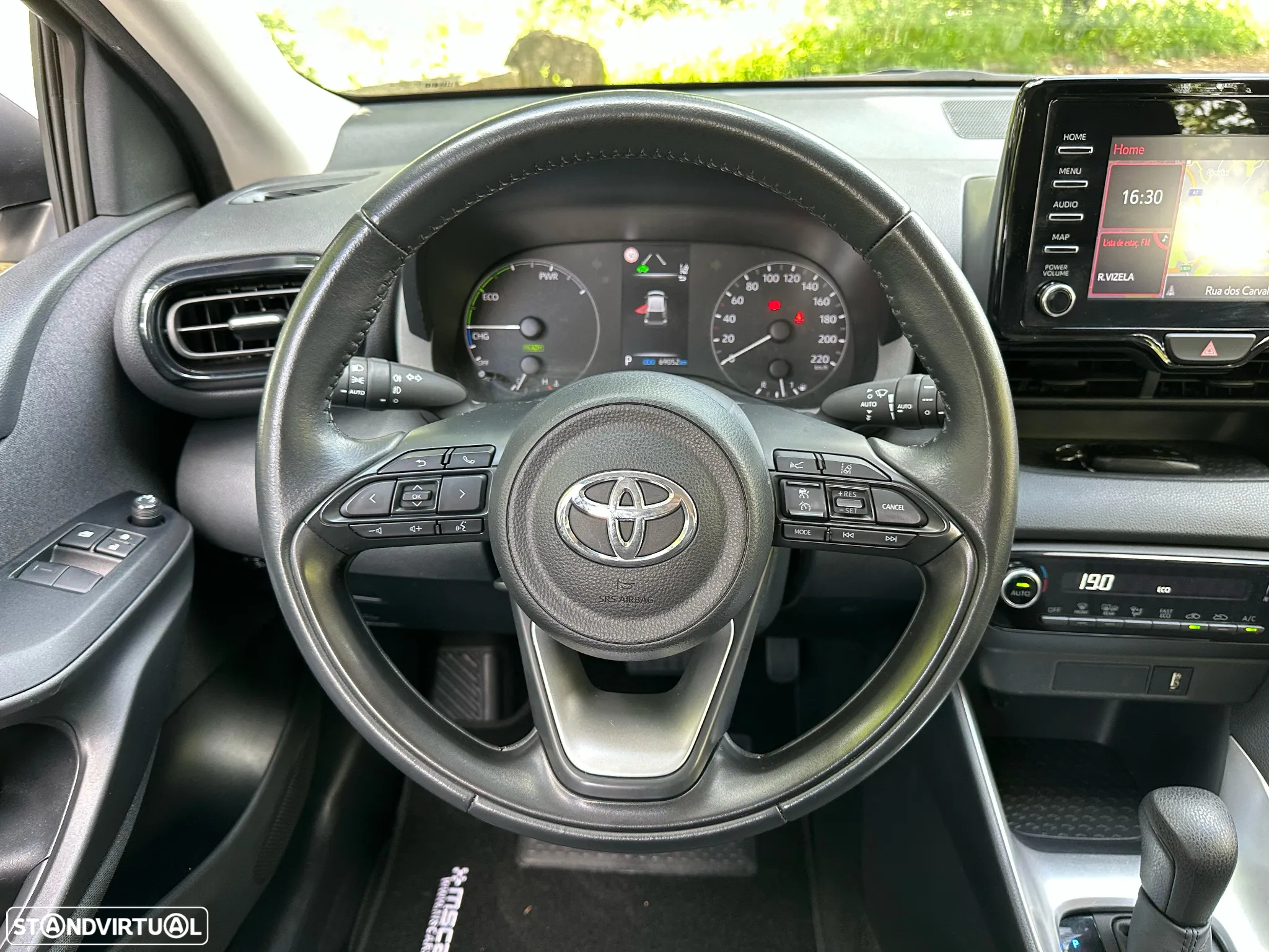 Toyota Yaris 1.5 HDF GR Sport - 28