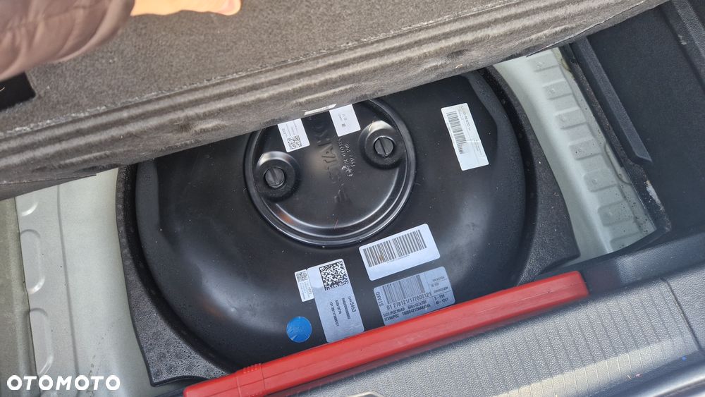 Opel Corsa 1.4 Enjoy - 15