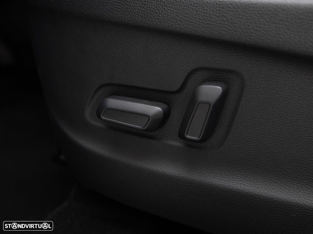 Maxus Euniq 5 Standard - 21