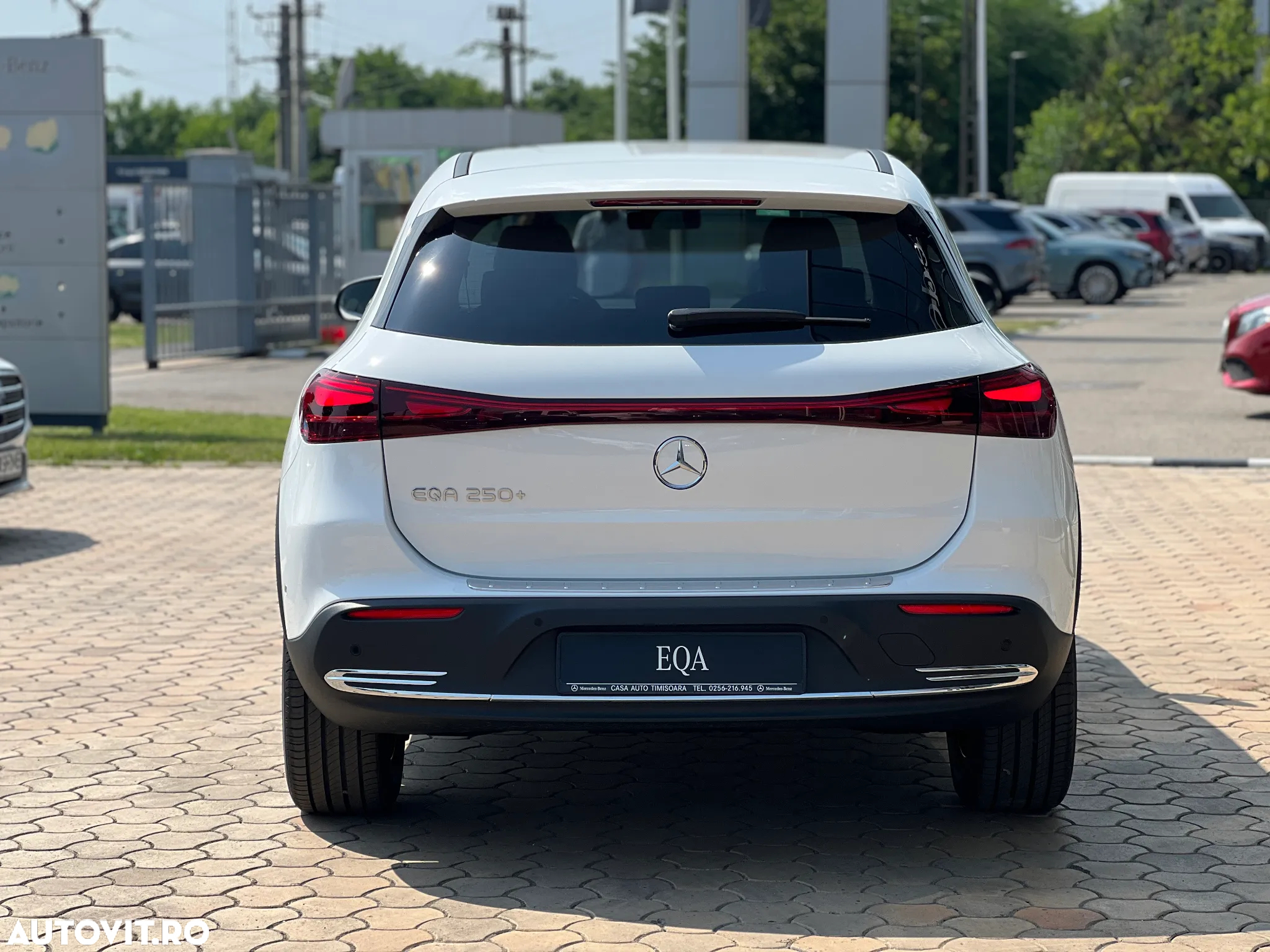 Mercedes-Benz EQA 250+ - 4