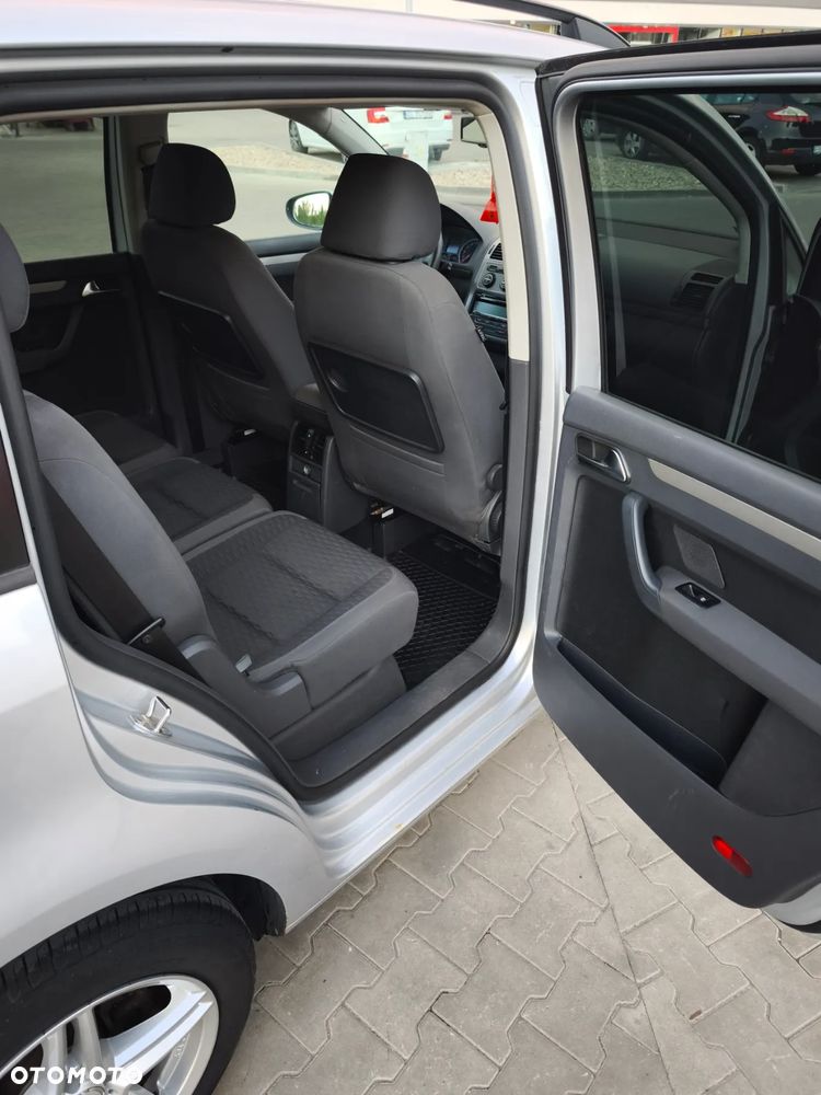 Volkswagen Touran 1.9 TDI Trendline - 10