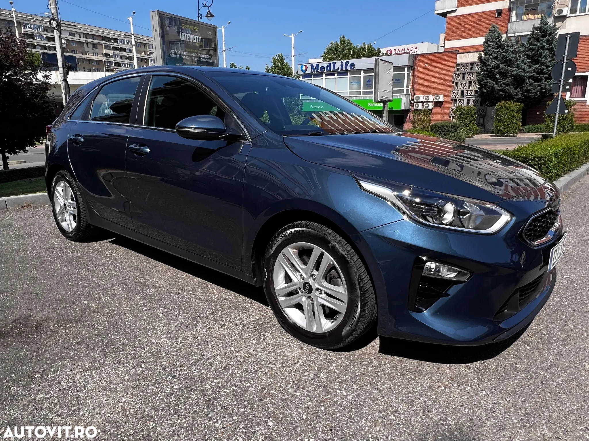 Kia Ceed 1.0 T-GDI 120 OPF Edition 7 - 9