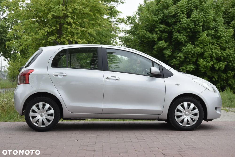 Toyota Yaris - 9