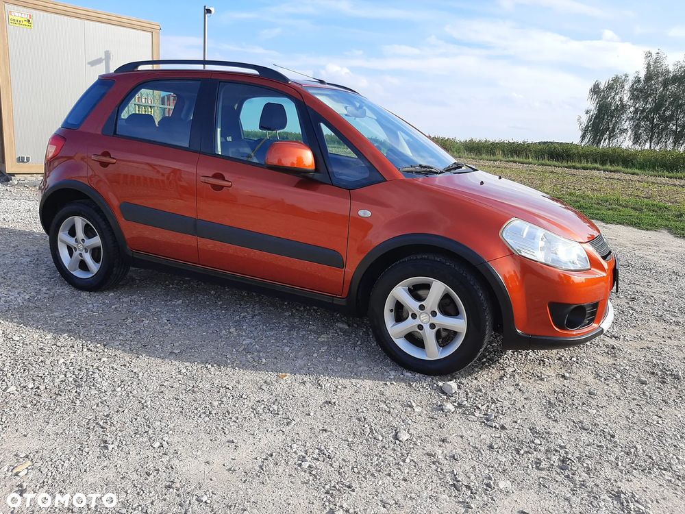 Suzuki SX4 1.5 Streetline 4x2 Classic - 4