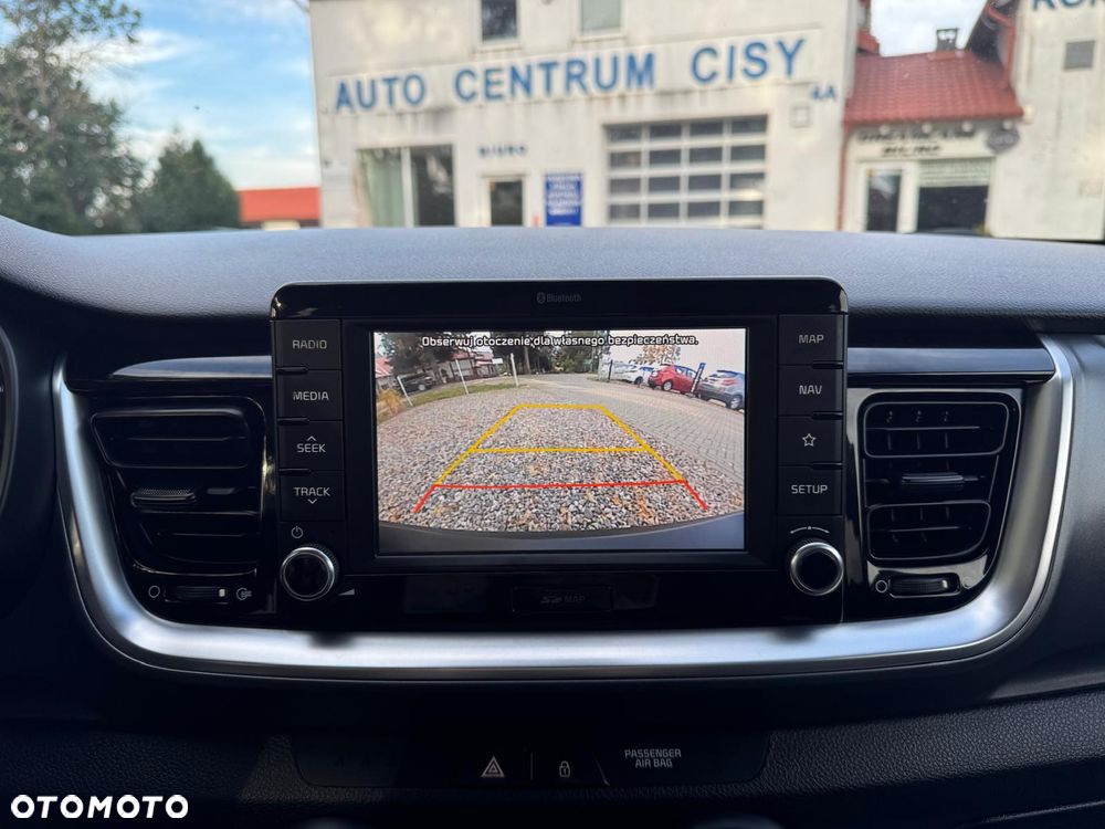 Kia Stonic - 27