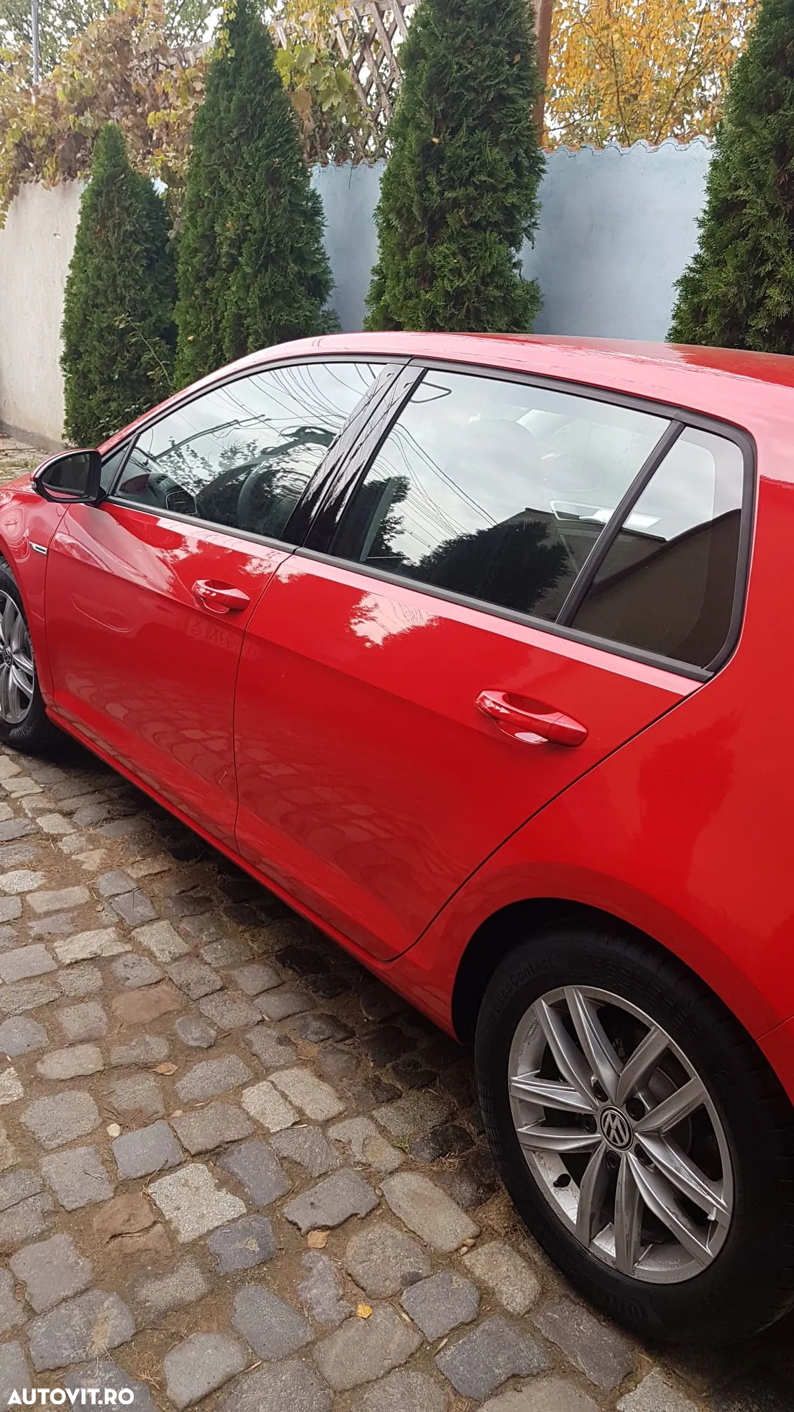 Volkswagen Golf - 2